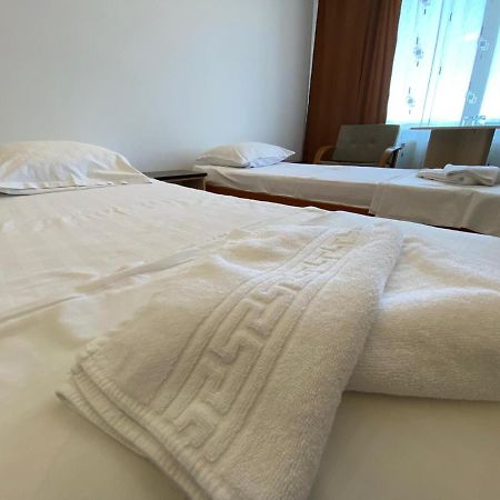 Hotel Gorj Târgu Jiu Extérieur photo