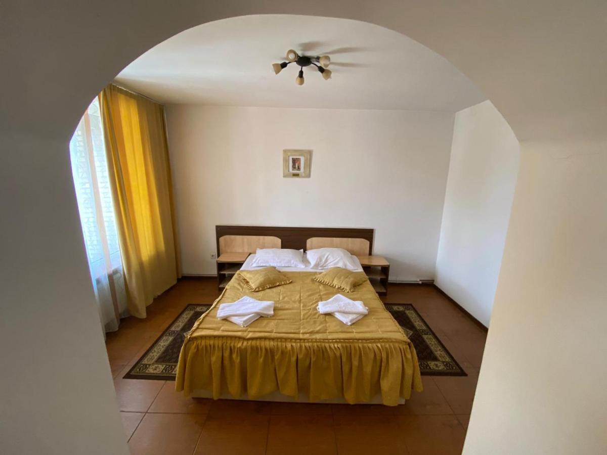 Hotel Gorj Târgu Jiu Extérieur photo