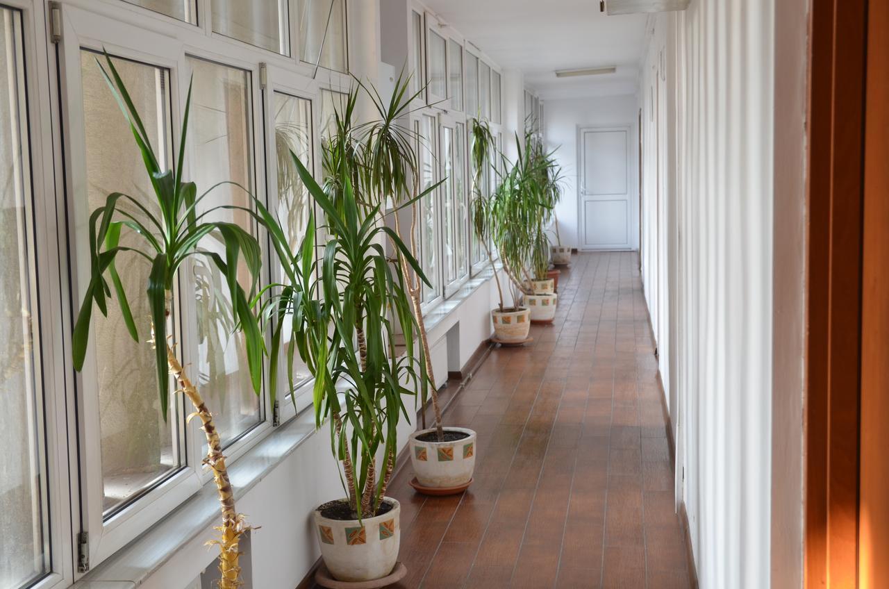 Hotel Gorj Târgu Jiu Extérieur photo