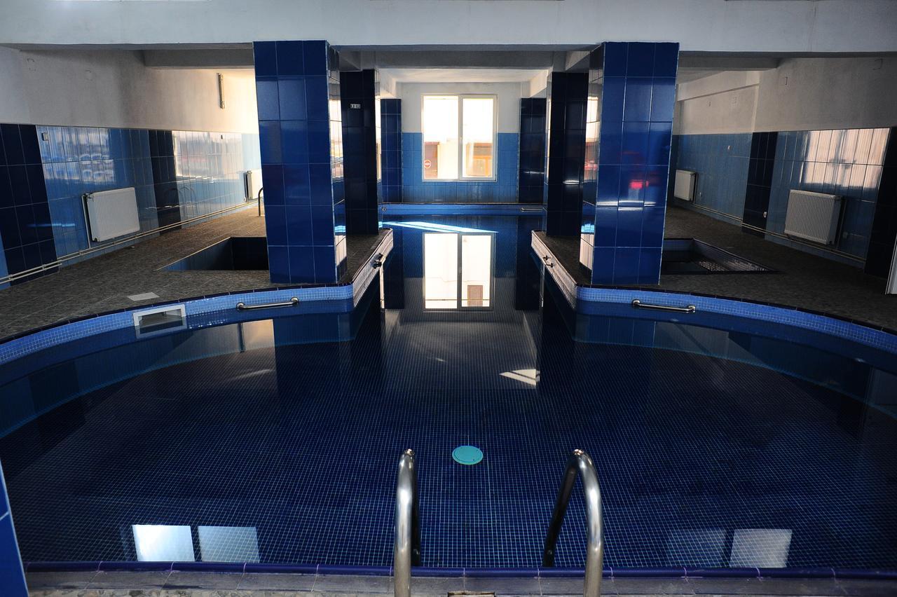 Hotel Gorj Târgu Jiu Extérieur photo