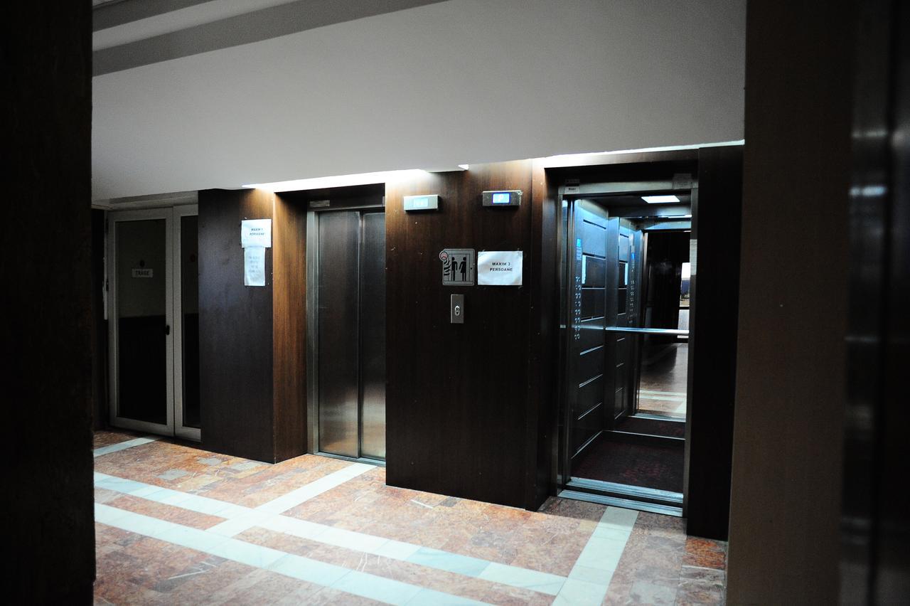 Hotel Gorj Târgu Jiu Extérieur photo